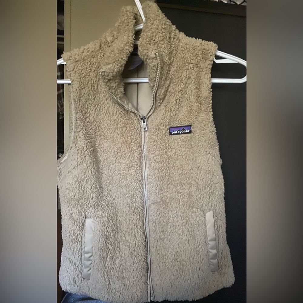 Patagonia Los Gatos Vest in Shroom Taupe
